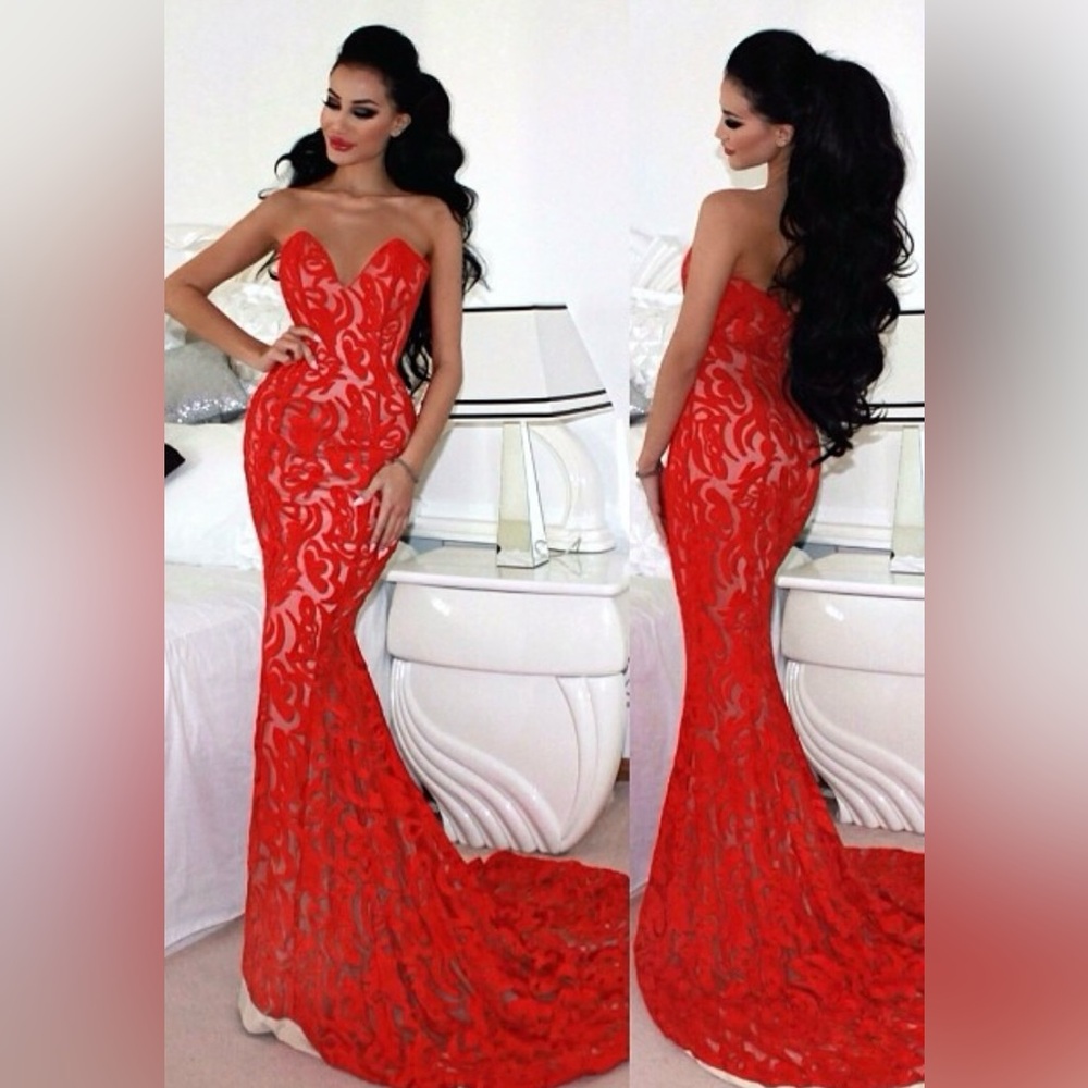 Portia and Scarlett S&N Red Strapless Embroidered Lace Evening Floor Length Gown